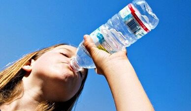 Drénken Diät fir e Mount fir Gewiichtsverloscht